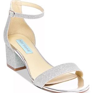 NWOT Betsey Johnson Miri Evening Sandals Size 7.5